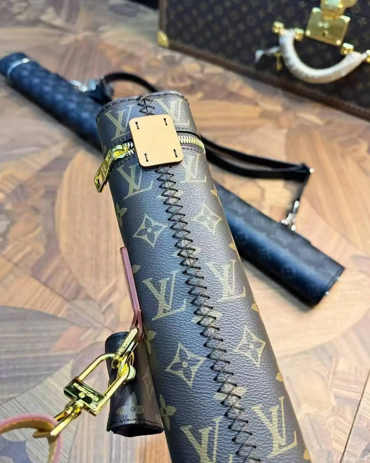 LV STICK COVER BILLIARD CUE 0602